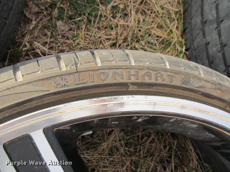 image for item DT9691 (2) tires and wheels