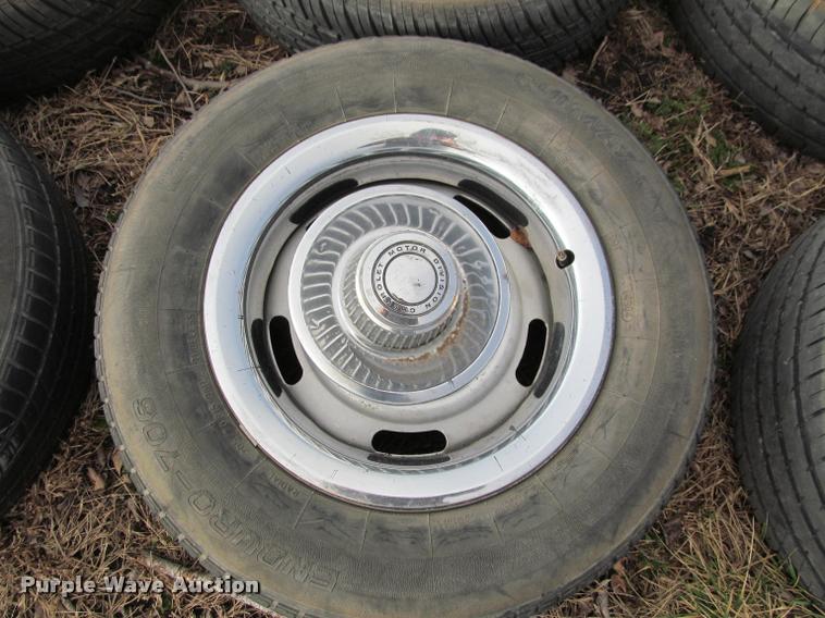 image for item DT9692 (4) Chevrolet Rally tires and wheels