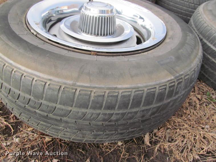 image for item DT9692 (4) Chevrolet Rally tires and wheels