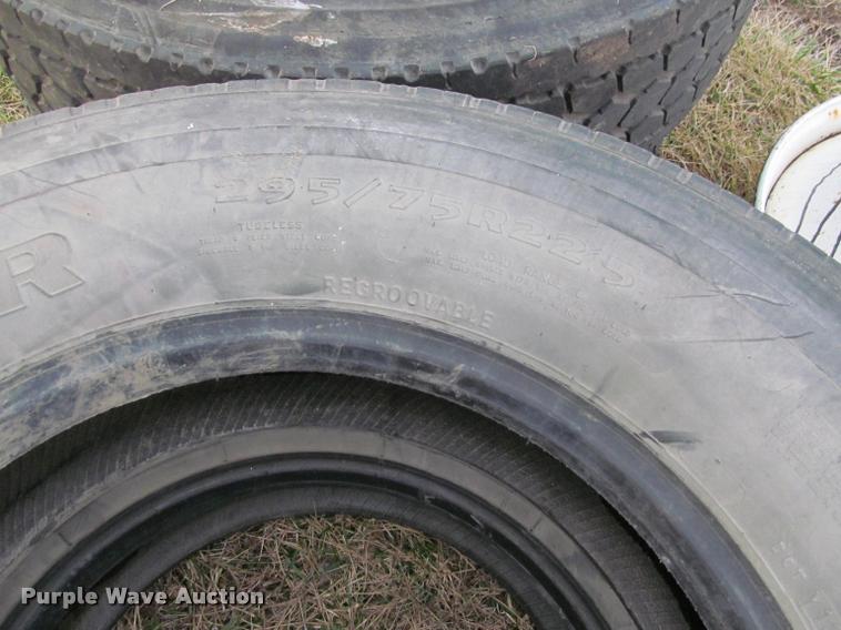 image for item DT9697 Truck tires and wheels