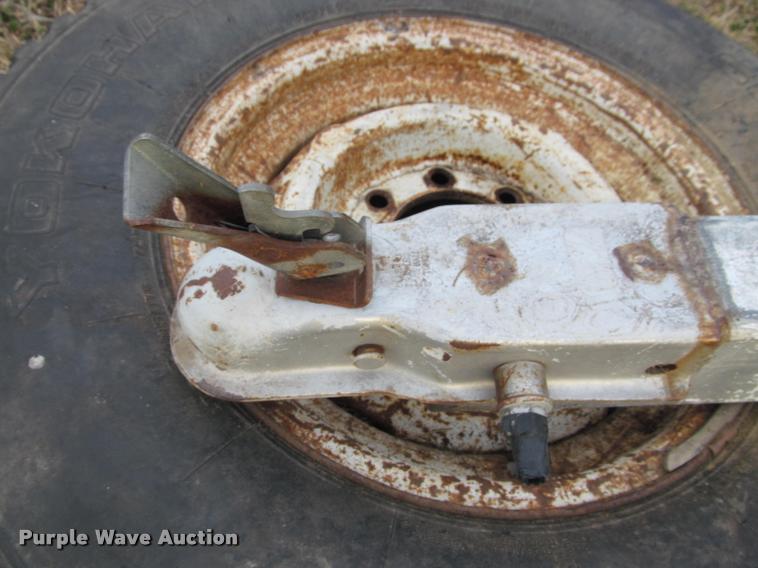 image for item DT9699 1991 Ford pickup truck bed trailer