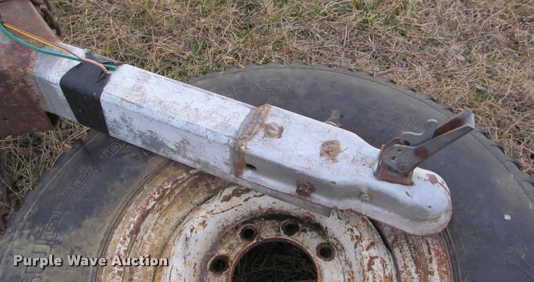 image for item DT9699 1991 Ford pickup truck bed trailer