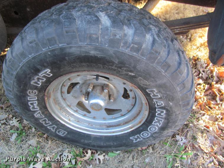 image for item J2651 1988 Dodge Dakota pickup truck