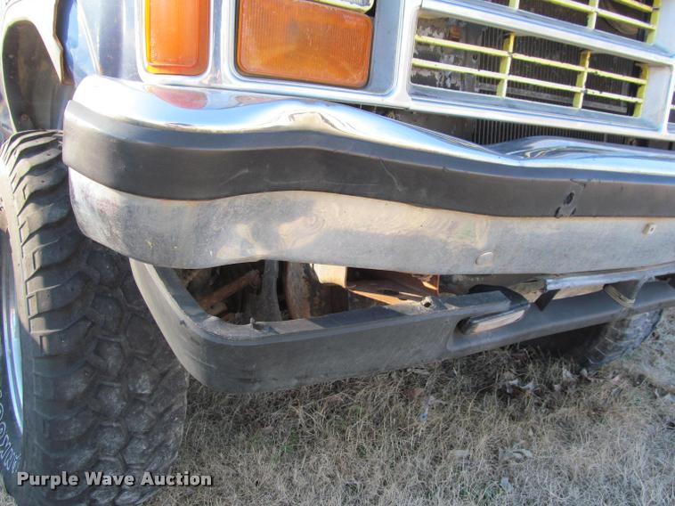 image for item J2651 1988 Dodge Dakota pickup truck