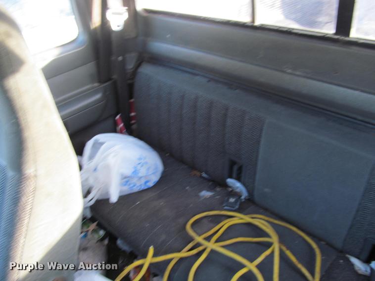 image for item J2656 1992 Ford F150 XLT SuperCab pickup truck