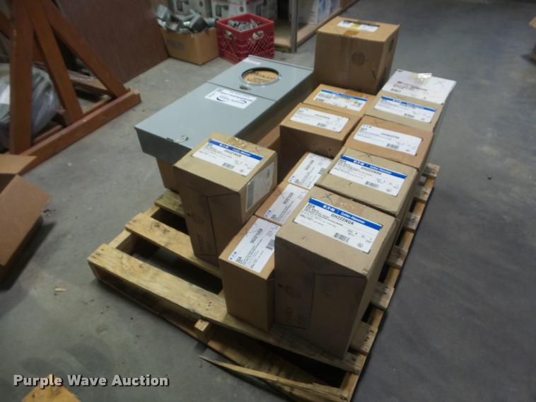 image for item J8765 (14) disconnect boxes