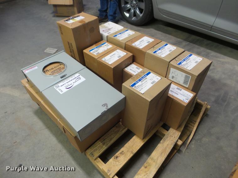 image for item J8765 (14) disconnect boxes