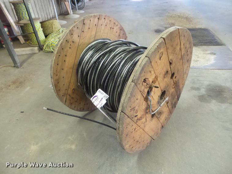 image for item J8769 468' of no. 2 Triplex cable