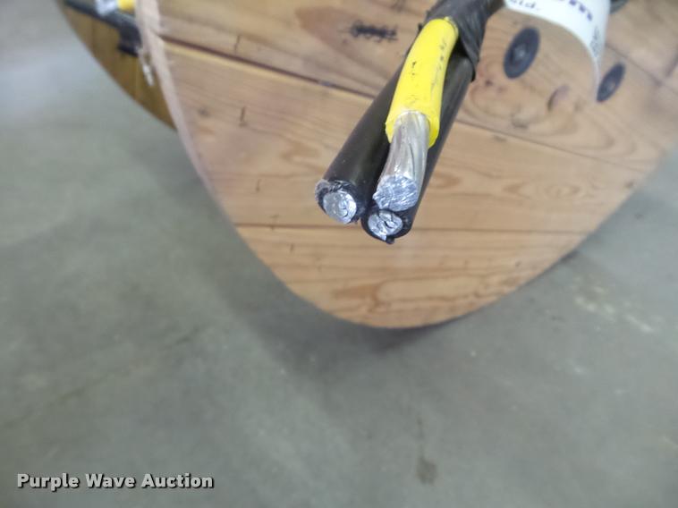 image for item J8787 782' of 1/0 URD Triplex cable