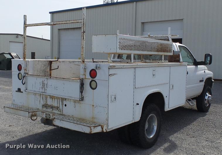 image for item K3392 2002 Dodge Ram 3500 utility truck