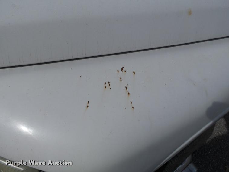 image for item K3392 2002 Dodge Ram 3500 utility truck