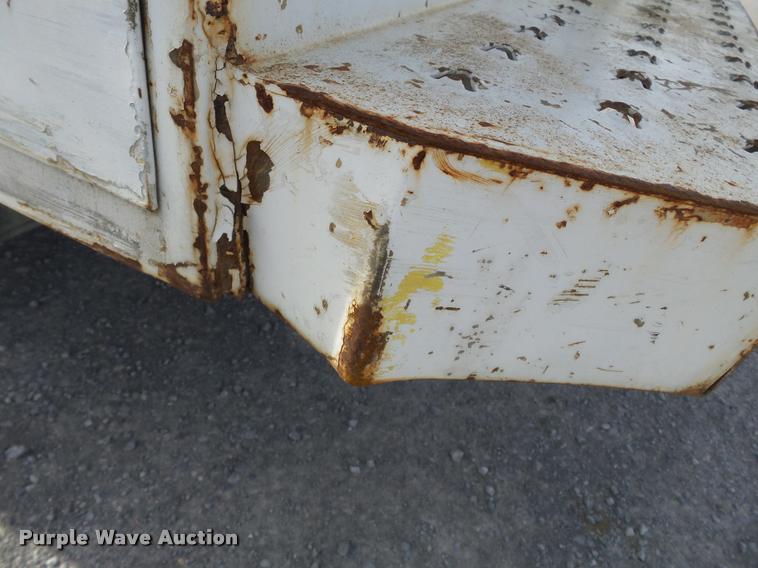 image for item K3392 2002 Dodge Ram 3500 utility truck