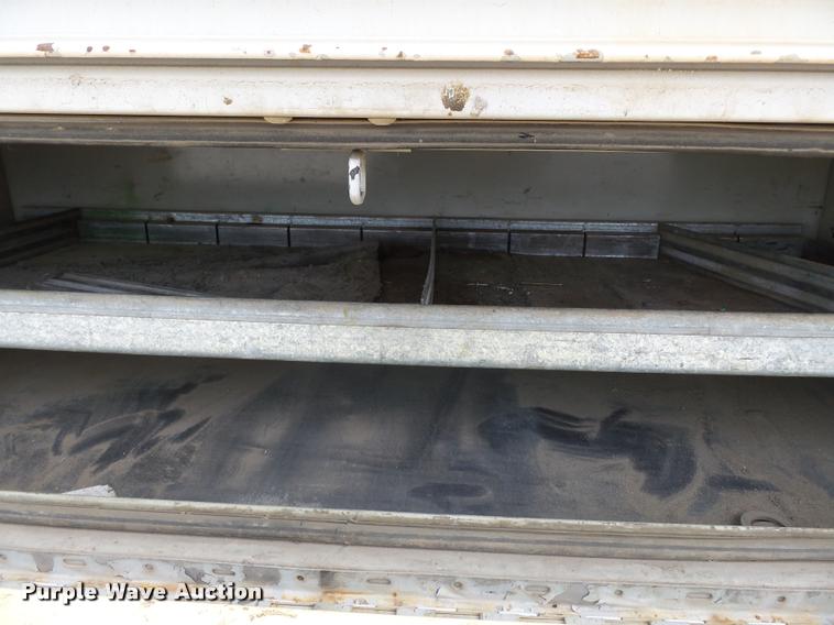 image for item K3392 2002 Dodge Ram 3500 utility truck