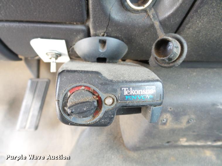 image for item K3392 2002 Dodge Ram 3500 utility truck