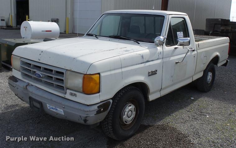 image for item K3393 1991 Ford F150 pickup truck