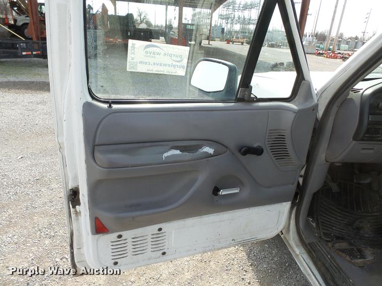 image for item K3394 1995 Ford F150 pickup truck