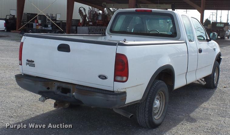 image for item K3395 1998 Ford F150 SuperCab pickup truck