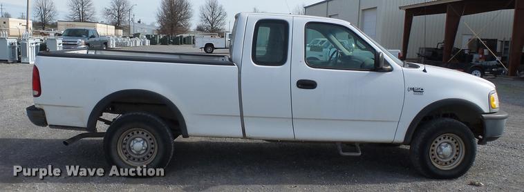 image for item K3395 1998 Ford F150 SuperCab pickup truck