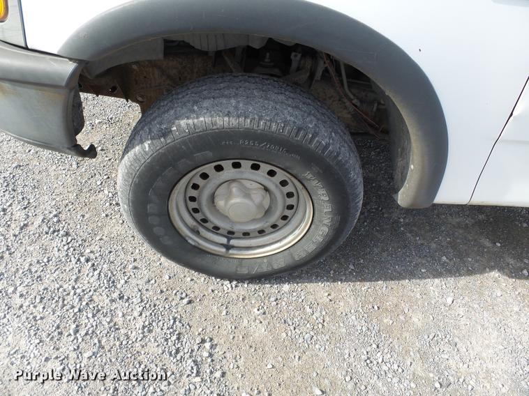 image for item K3395 1998 Ford F150 SuperCab pickup truck