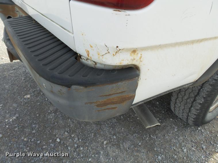 image for item K3395 1998 Ford F150 SuperCab pickup truck