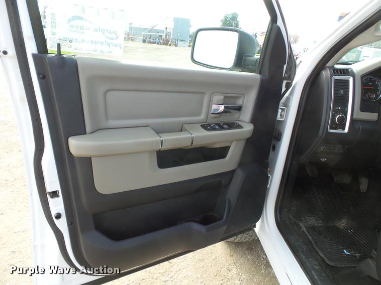 image for item K3398 2012 Dodge Ram 2500 Quad Cab pickup truck