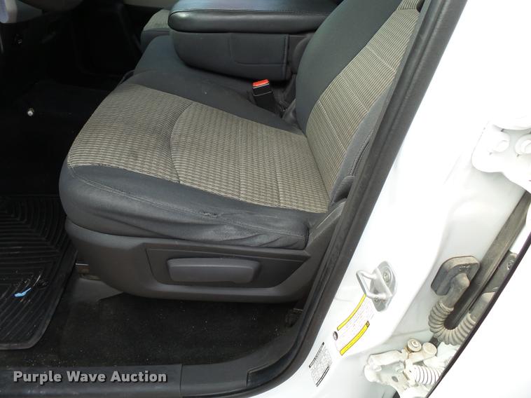 image for item K3398 2012 Dodge Ram 2500 Quad Cab pickup truck