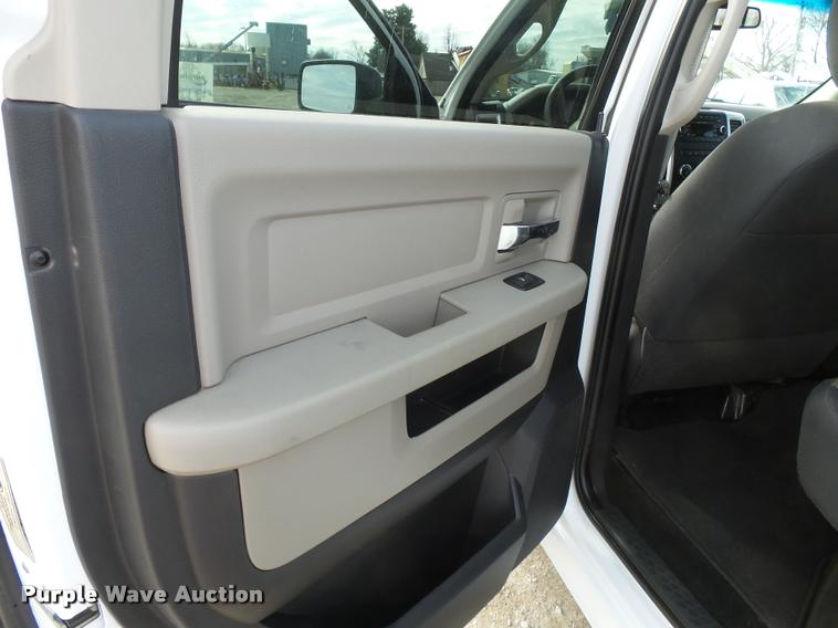 image for item K3398 2012 Dodge Ram 2500 Quad Cab pickup truck