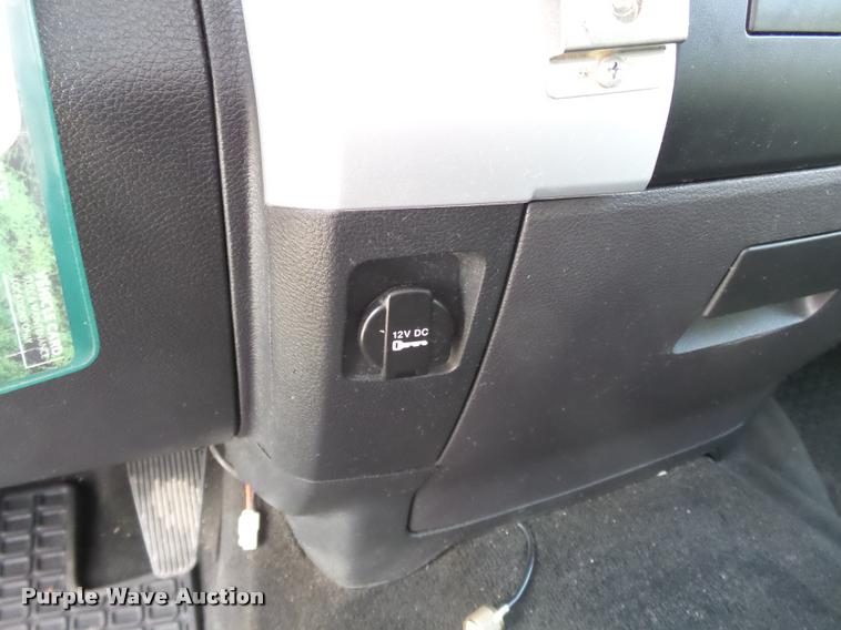 image for item K3398 2012 Dodge Ram 2500 Quad Cab pickup truck