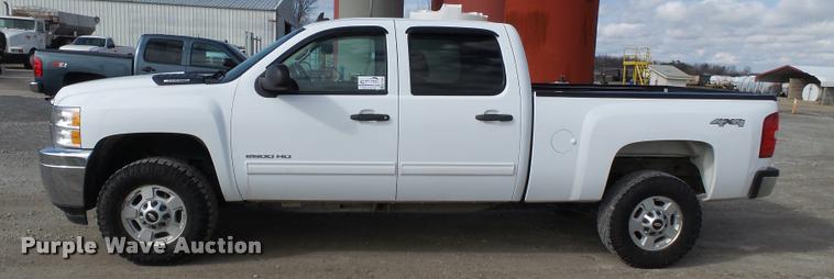 image for item K3399 2013 Chevrolet Silverado 2500HD Crew Cab pickup truck