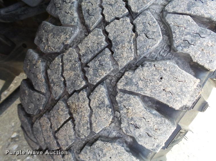 image for item K3399 2013 Chevrolet Silverado 2500HD Crew Cab pickup truck