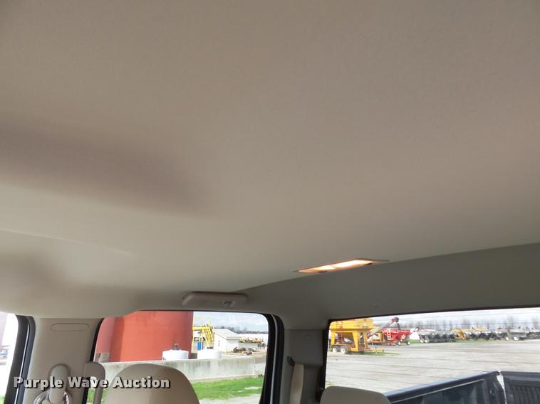 image for item K3399 2013 Chevrolet Silverado 2500HD Crew Cab pickup truck