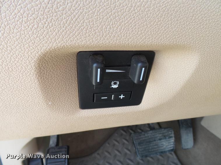 image for item K3399 2013 Chevrolet Silverado 2500HD Crew Cab pickup truck