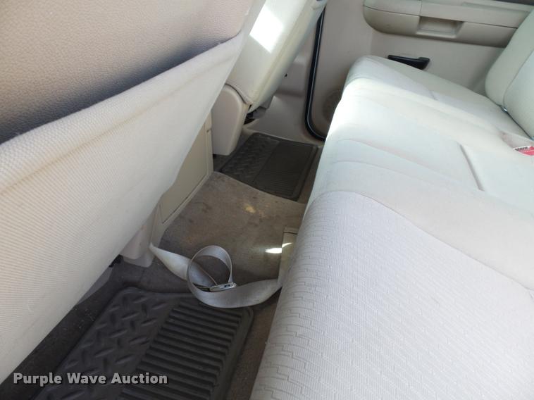 image for item K3399 2013 Chevrolet Silverado 2500HD Crew Cab pickup truck