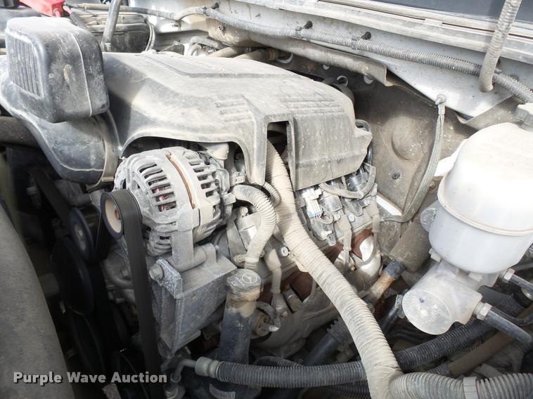 image for item K3399 2013 Chevrolet Silverado 2500HD Crew Cab pickup truck