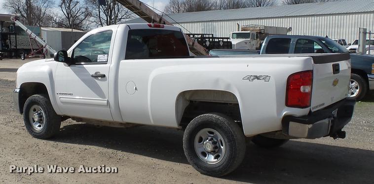 image for item K3400 2009 Chevrolet Silverado 2500HD pickup truck