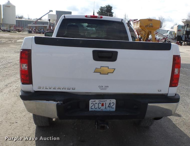 image for item K3400 2009 Chevrolet Silverado 2500HD pickup truck