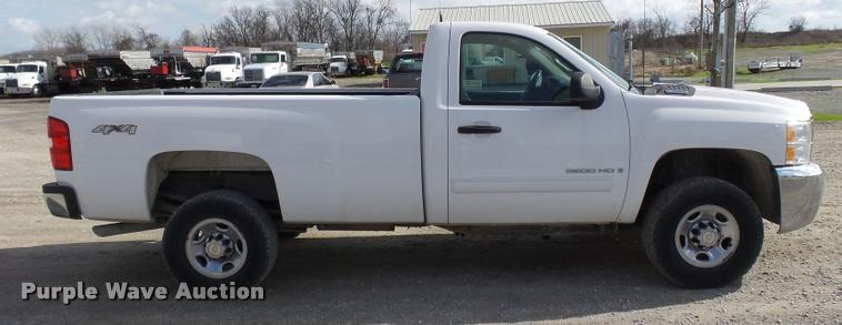 image for item K3400 2009 Chevrolet Silverado 2500HD pickup truck