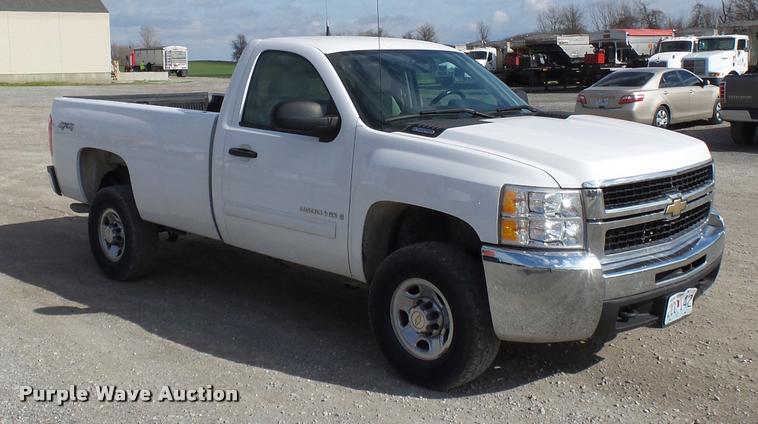 image for item K3400 2009 Chevrolet Silverado 2500HD pickup truck