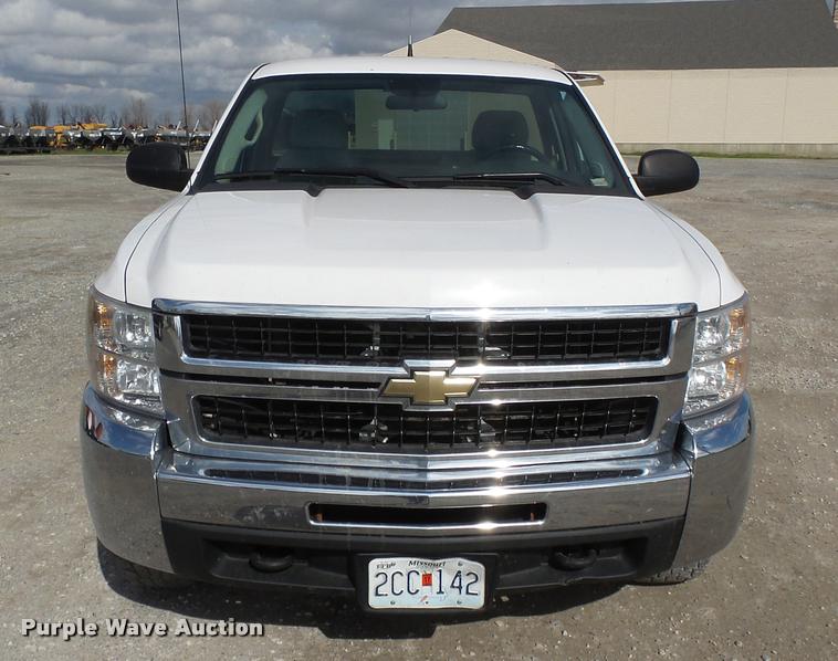 image for item K3400 2009 Chevrolet Silverado 2500HD pickup truck