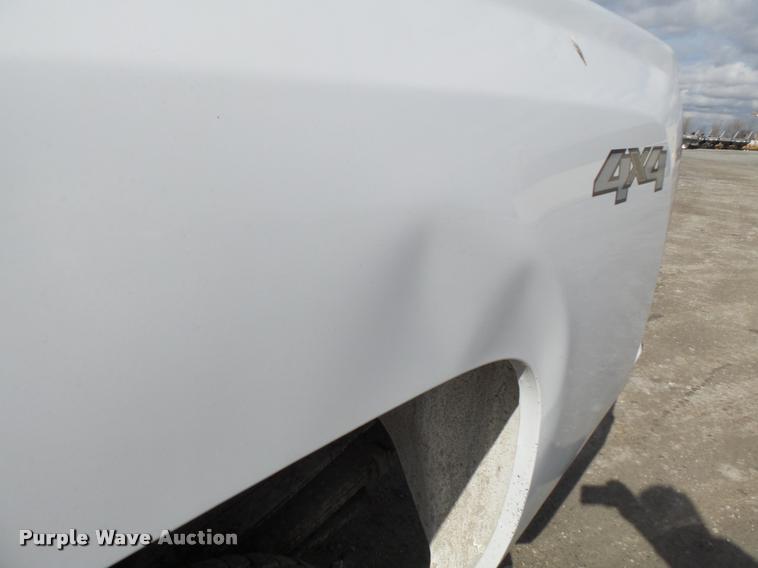 image for item K3400 2009 Chevrolet Silverado 2500HD pickup truck