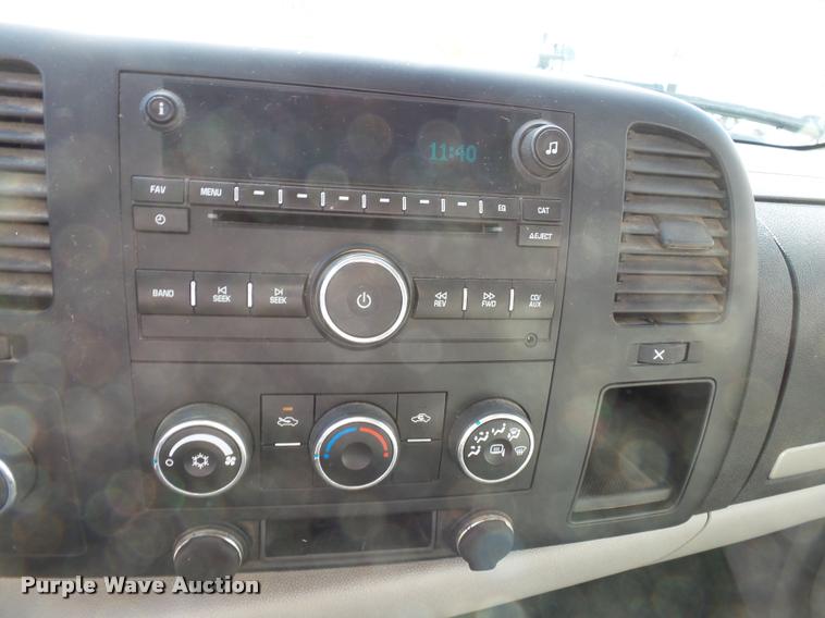 image for item K3400 2009 Chevrolet Silverado 2500HD pickup truck