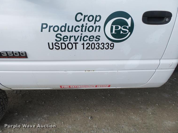 image for item K3401 2001 Dodge Ram 3500 flatbed pickup truck