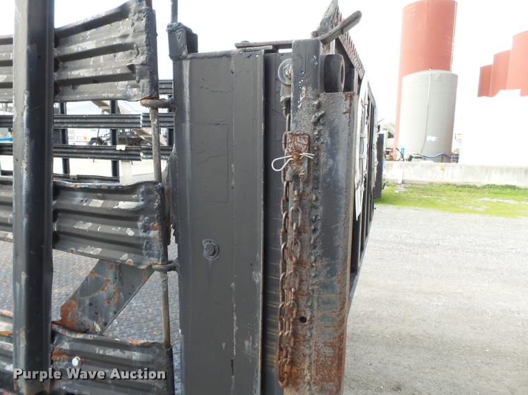 image for item K3401 2001 Dodge Ram 3500 flatbed pickup truck