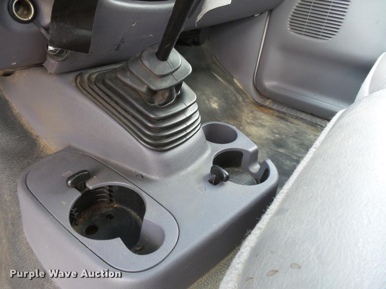 image for item K3401 2001 Dodge Ram 3500 flatbed pickup truck