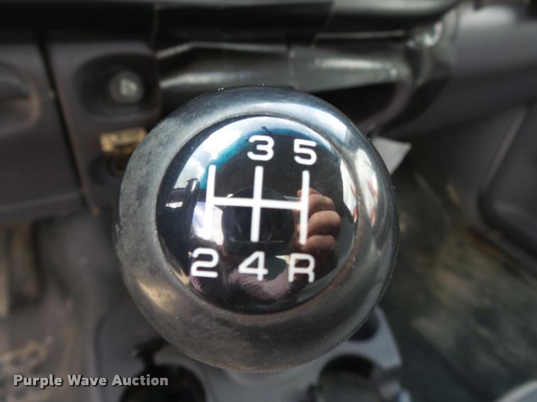 image for item K3401 2001 Dodge Ram 3500 flatbed pickup truck