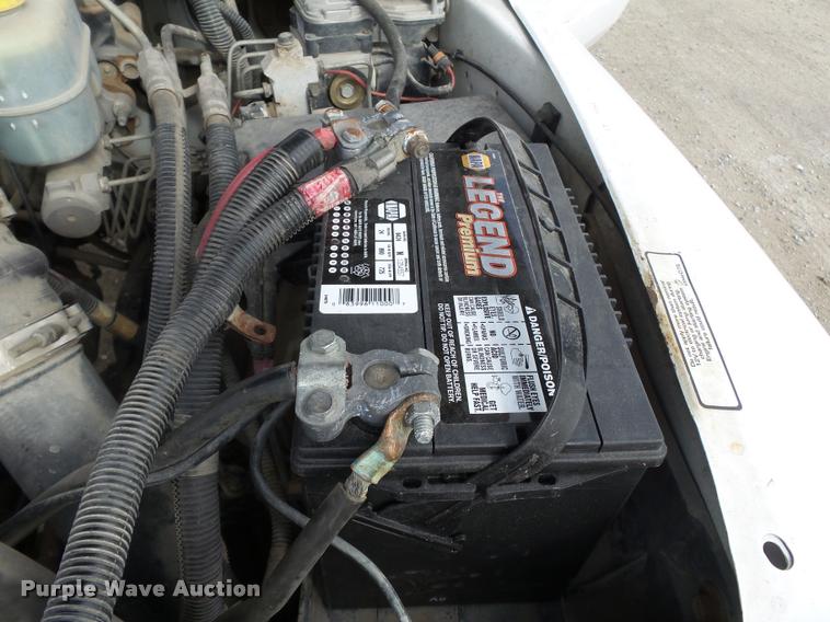 image for item K3401 2001 Dodge Ram 3500 flatbed pickup truck