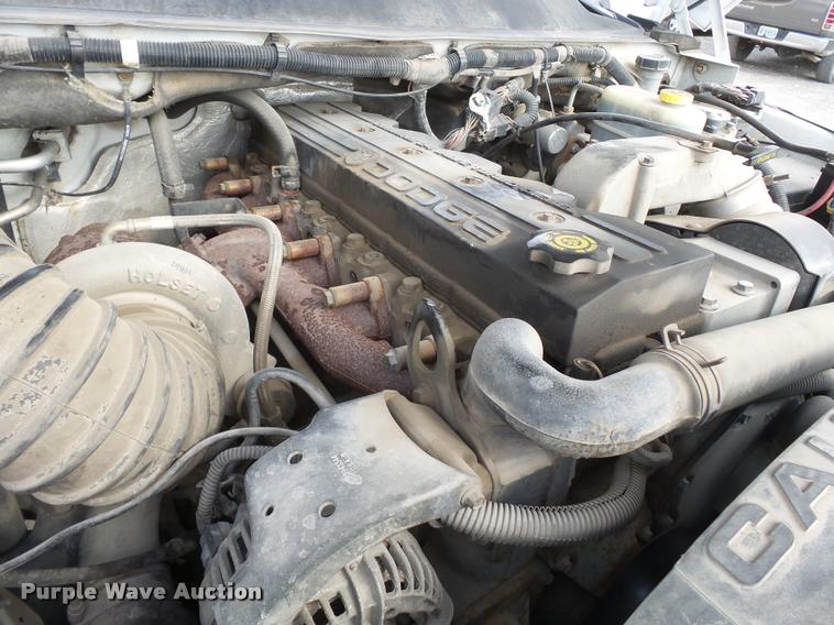 image for item K3401 2001 Dodge Ram 3500 flatbed pickup truck