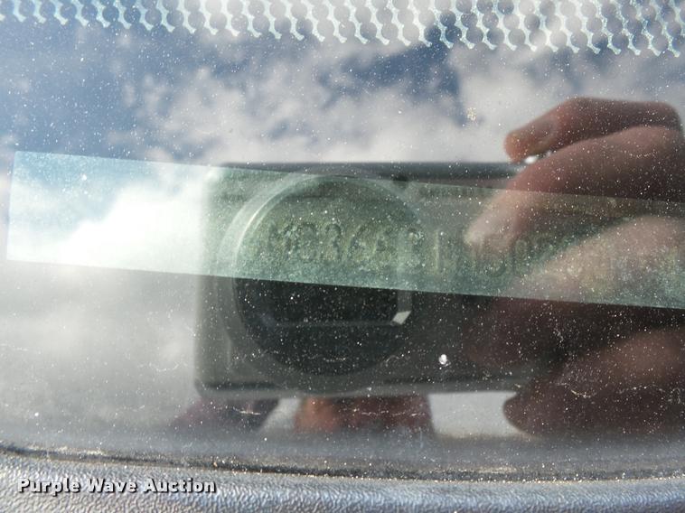 image for item K3401 2001 Dodge Ram 3500 flatbed pickup truck