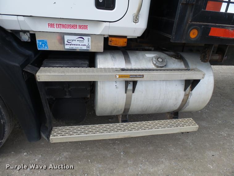 image for item K3402 1998 Mack CH613 flatbed truck