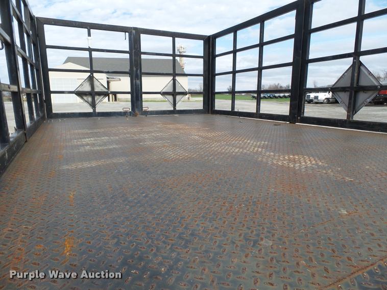 image for item K3402 1998 Mack CH613 flatbed truck